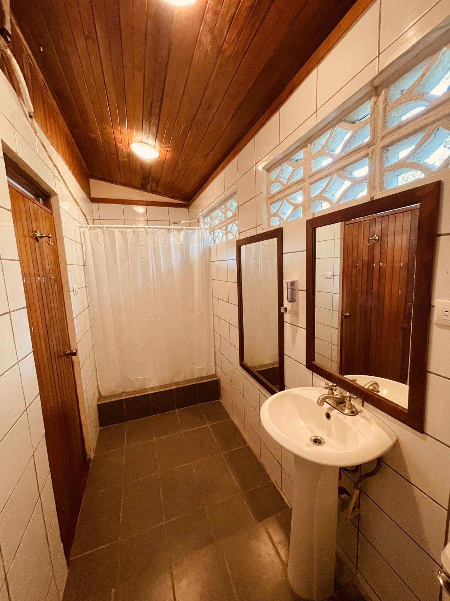El Clan Hostel Puerto Viejo de Talamanca 외부 사진